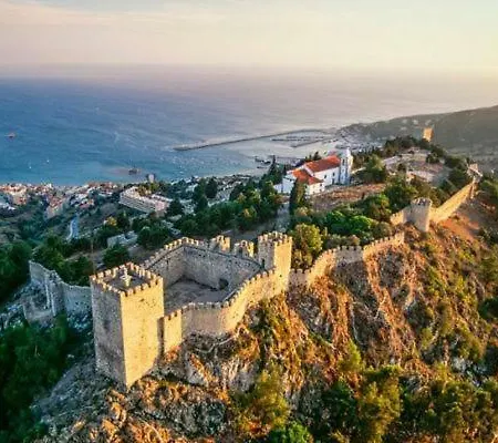 Refugio De Zimbra * Sesimbra